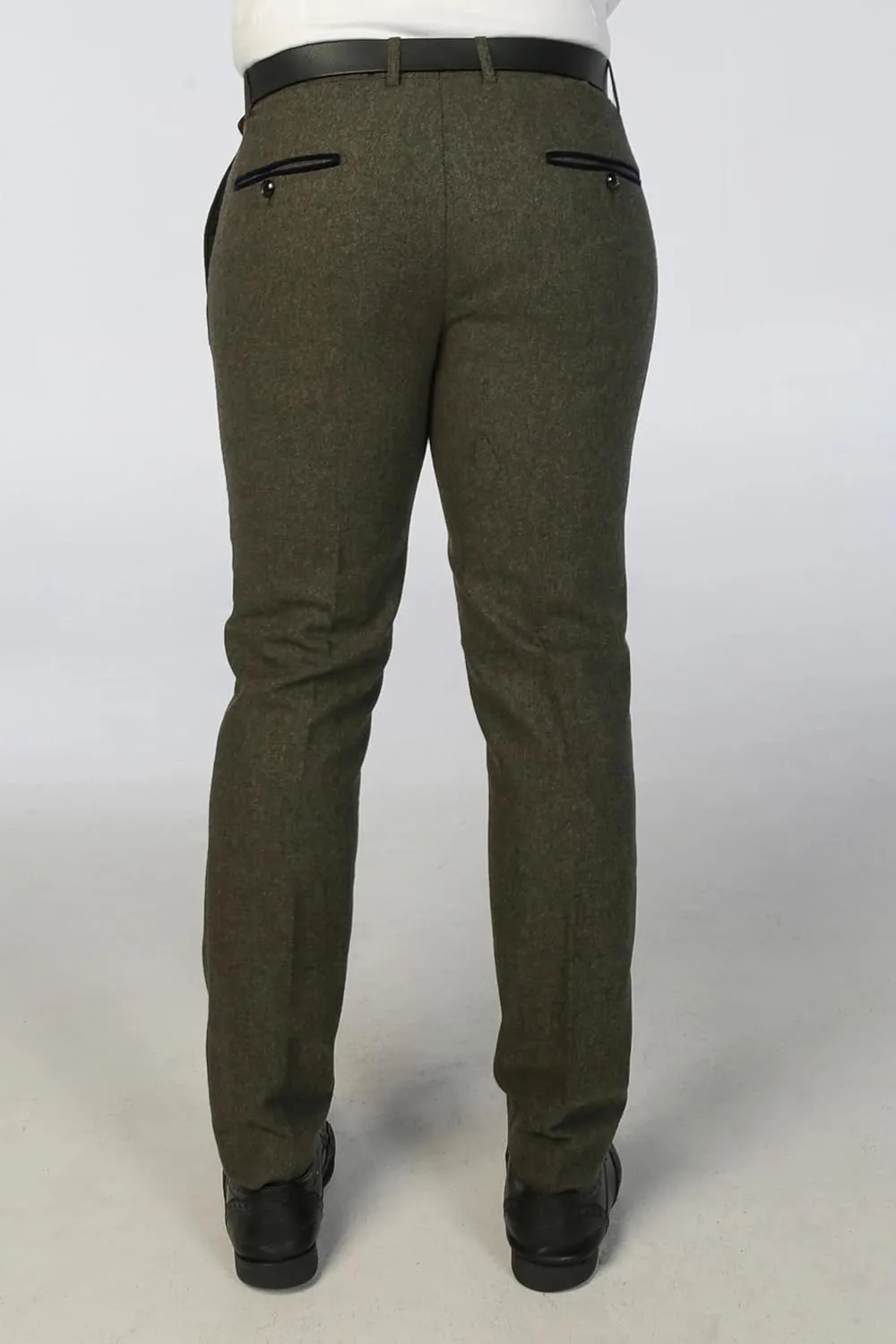 Men's Tailored Fit Wool Blend 3 Piece Suit - Ideal for Weddings & All Special Occasions