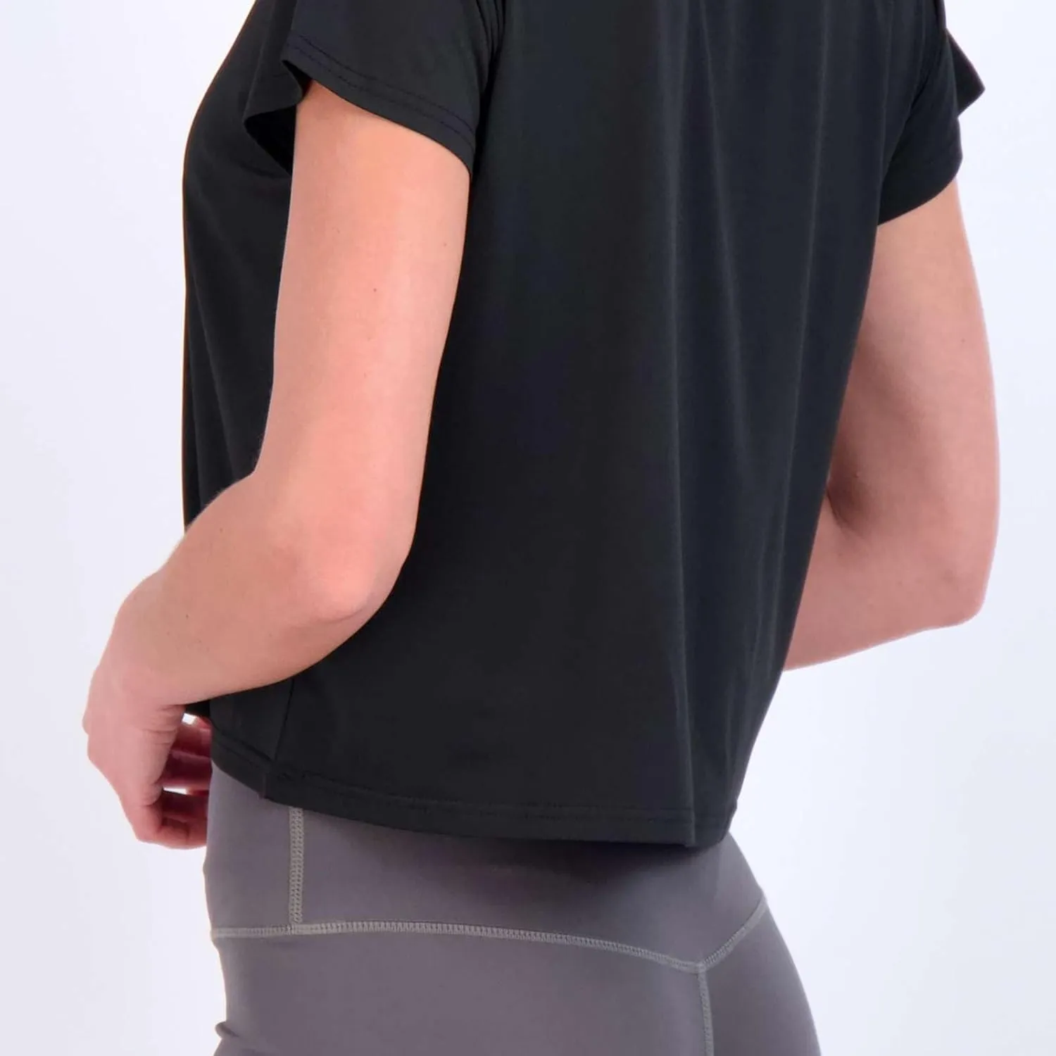 Real Essentials 5 Pack: Women's Dry Fit Crop Top - Short Sleeve Crew Neck Stretch Athletic Tee (Available in Plus Size)