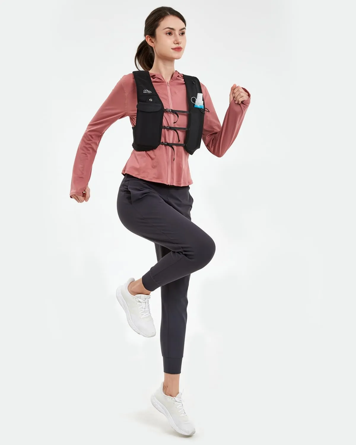 Running Vest for Women Men, USA Original Patent, Adjustable Chest Straps Running Hydration Vest with 500ml Soft Flask, Lightweight Breathable Reflective Running Vest for Marathon