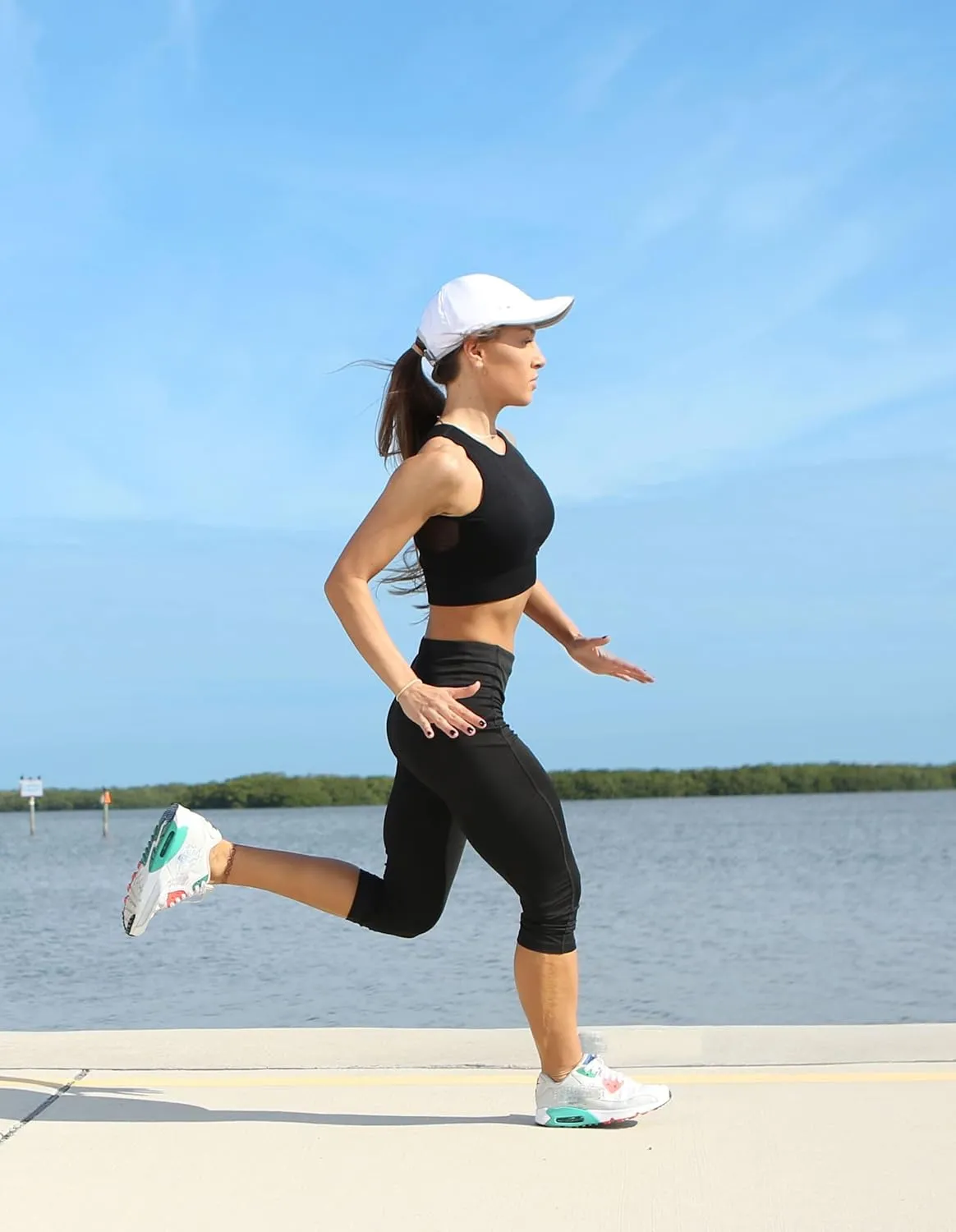 SAAKA Featherlight Sports Hat. Lightweight, Quick Drying. Running, Tennis & Golf Cap for Women & Girls