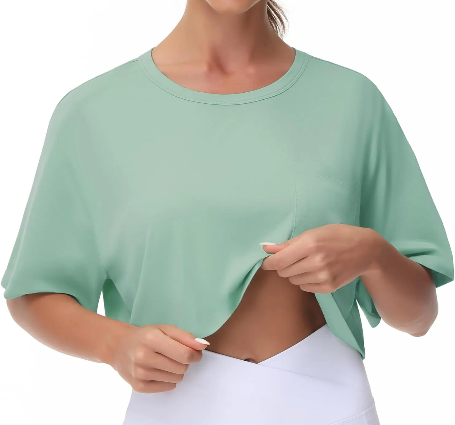 THE GYM PEOPLE Women's Workout Crop Tops Short Sleeve Boxy Oversized T-Shirts with Pockets