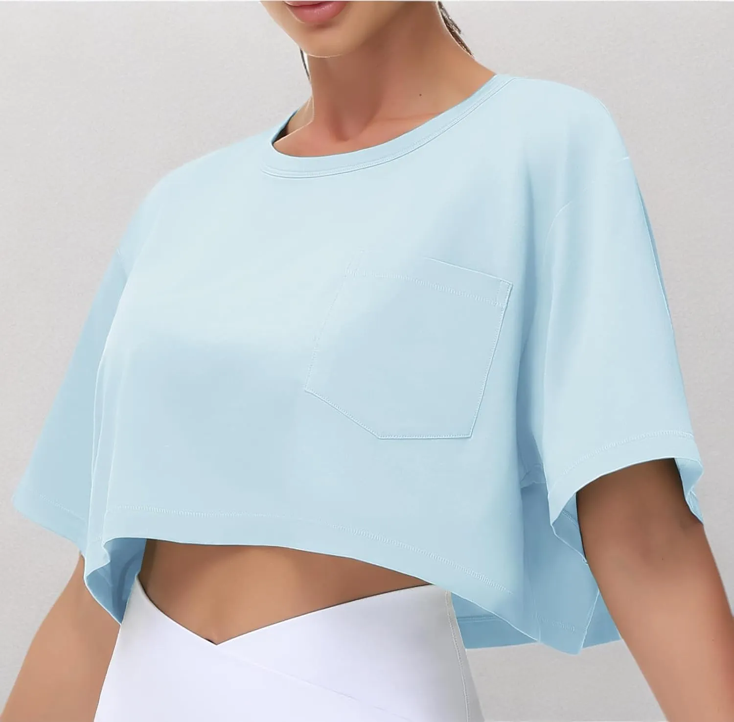 THE GYM PEOPLE Women's Workout Crop Tops Short Sleeve Boxy Oversized T-Shirts with Pockets