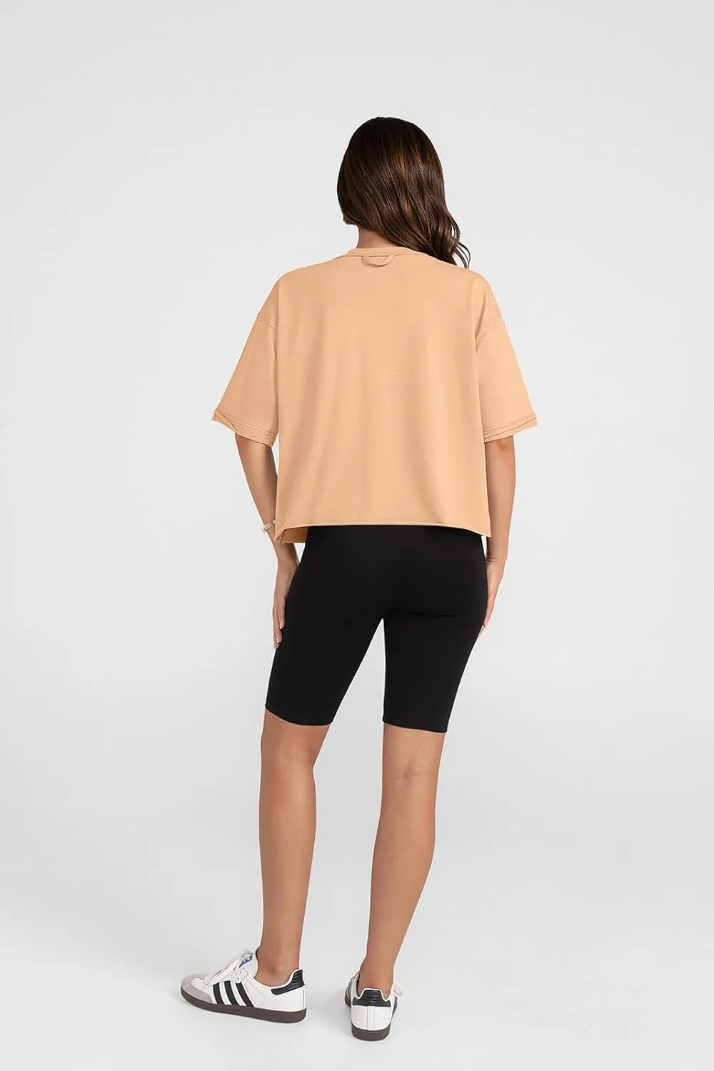 UEU Women's Comfy Basic Workout Gym Short Sleeve Crop Tops Casual Loose Oversized T-Shirts