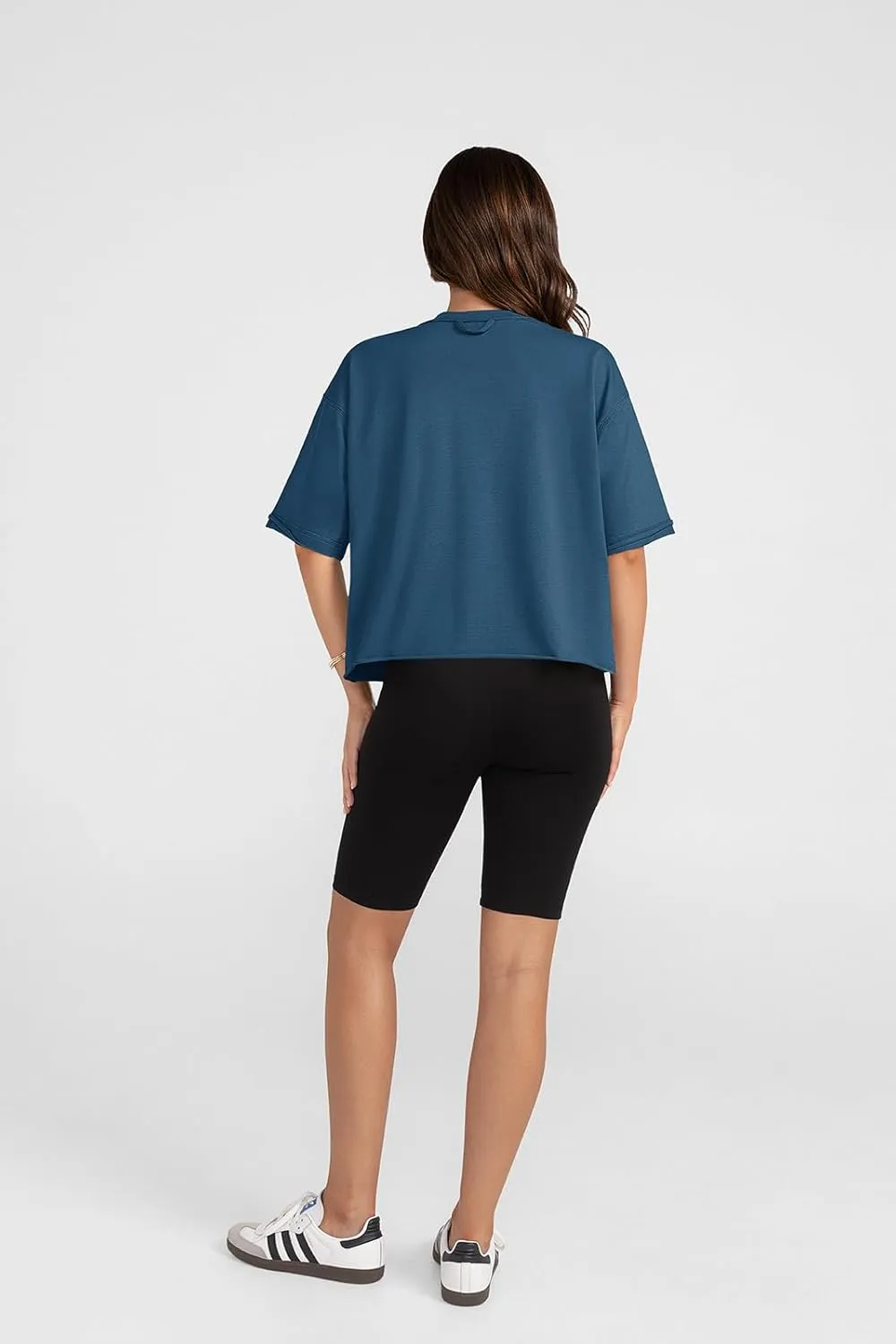 UEU Women's Comfy Basic Workout Gym Short Sleeve Crop Tops Casual Loose Oversized T-Shirts