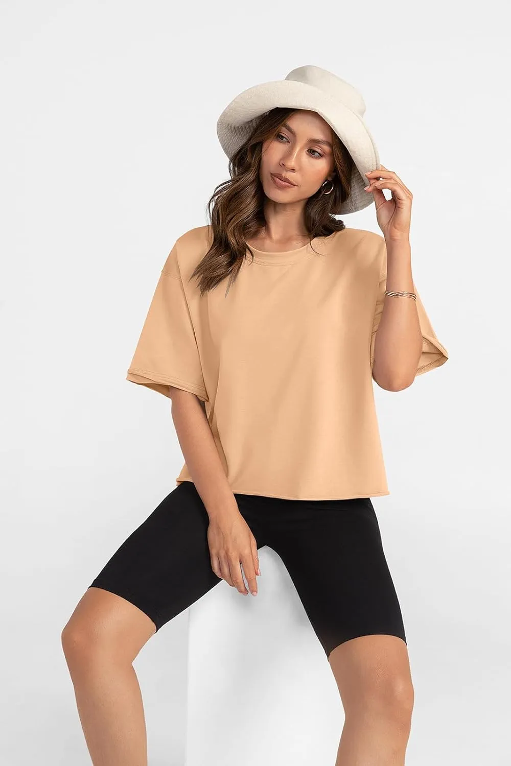 UEU Women's Comfy Basic Workout Gym Short Sleeve Crop Tops Casual Loose Oversized T-Shirts