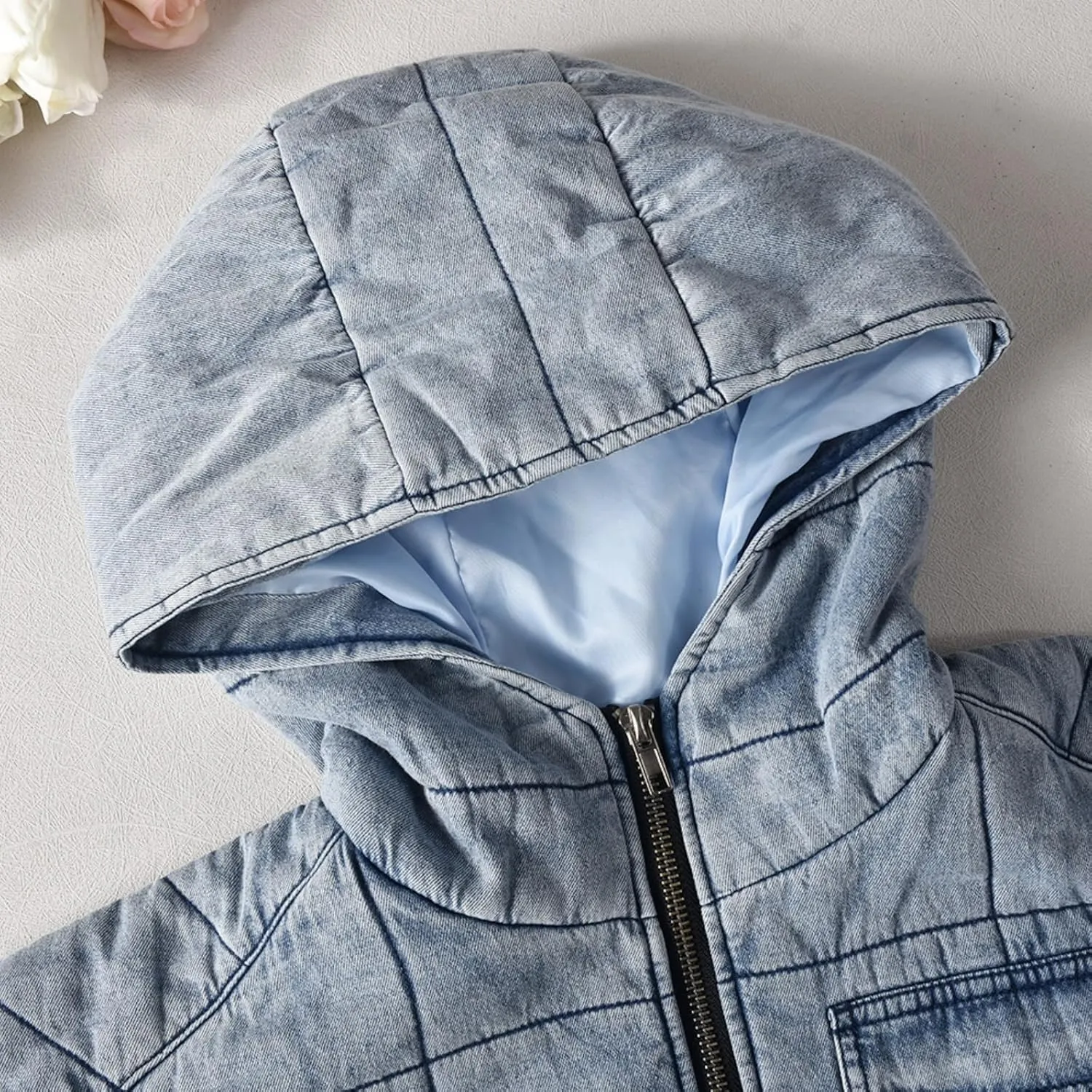 Womens Causal Sleeveless Hooded Denim Vest Zipper Padded Vest Relax Fit Jean Vest Outwear Cropped Vest Jacket