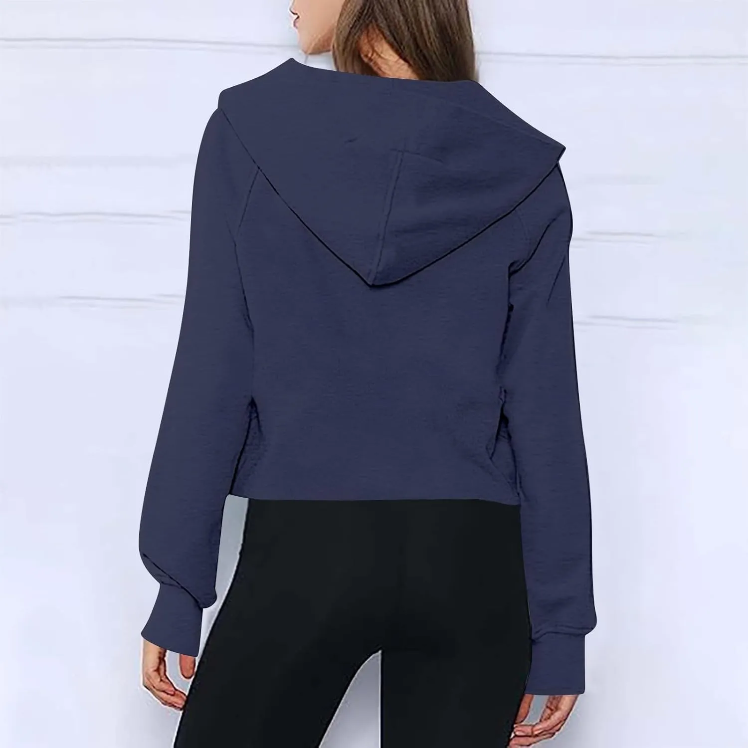 Womens Half Zip Cropped Pullover Tops Fleece Lined Hoodies Long Sleeve Hooded Sweatshirts with Pocket Fall Outfits